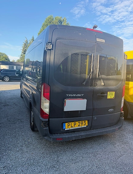 Ford Transit 2 of 6