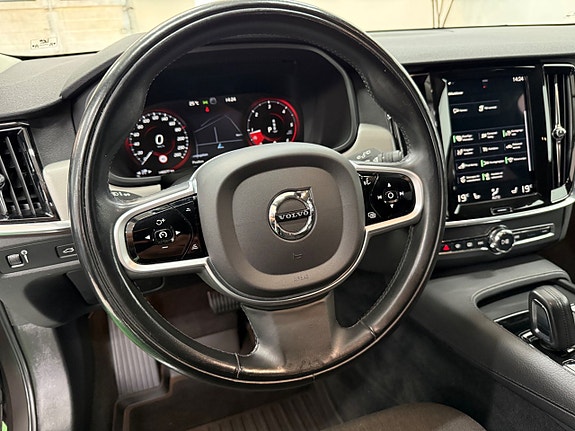 Volvo V90 Cross Country 17 of 24