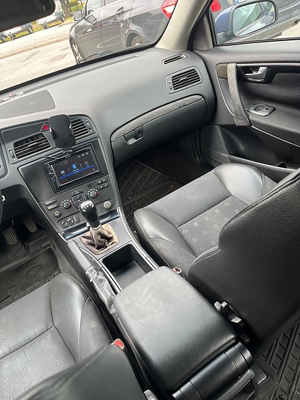 Volvo V70 18 of 21