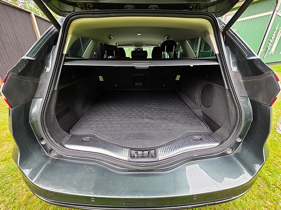 Ford Mondeo 9 of 9