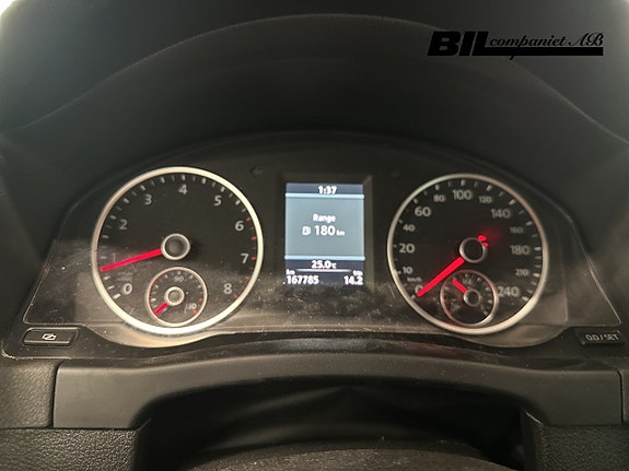 Volkswagen Tiguan 10 of 15