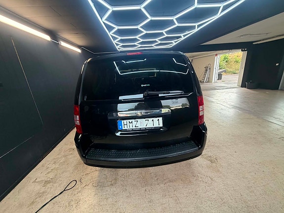 Chrysler Grand Voyager 3 of 10