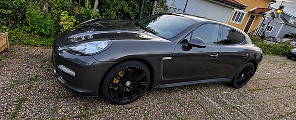 Porsche Panamera 3 of 7