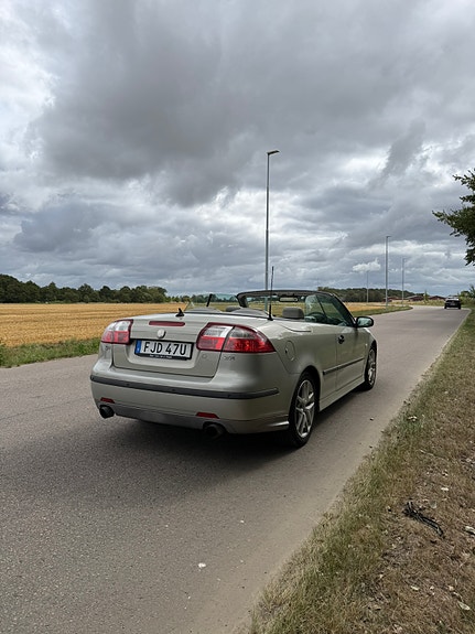 Saab 9-3 2 of 5