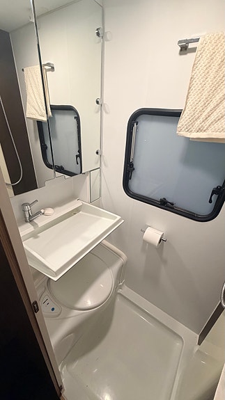 Adria Altea 542 PK 9 of 11