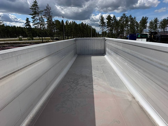 Hakarps - Benalu 5 axlad 42 tons tippvagn med dubbelmontage 10 of 12