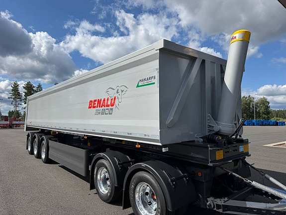 Hakarps - Benalu 5 axlad 42 tons tippvagn med dubbelmontage 3 of 12
