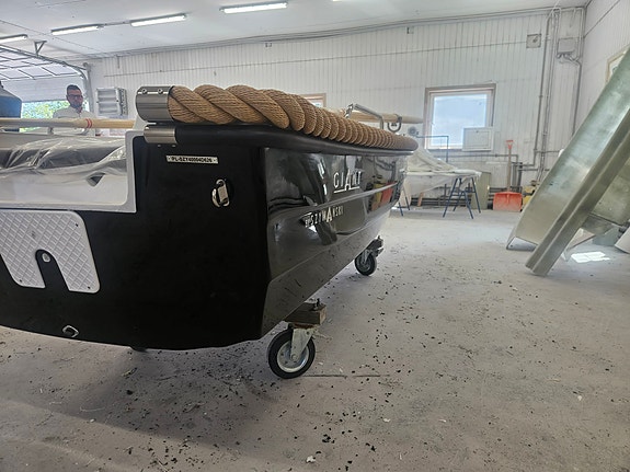 Ny Giant 400 – årsmodell 2026 Styrpulpet 5 of 8