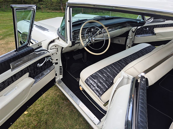 Cadillac Sixty Special 21 of 24