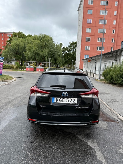 Toyota Auris 3 of 7