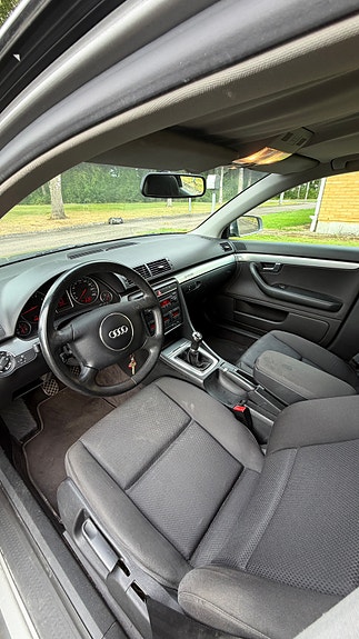Audi A4 8 of 9