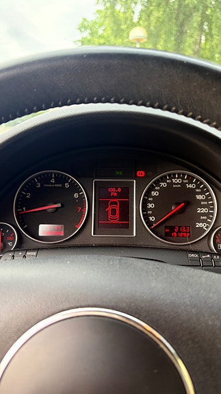 Audi A4 9 of 9