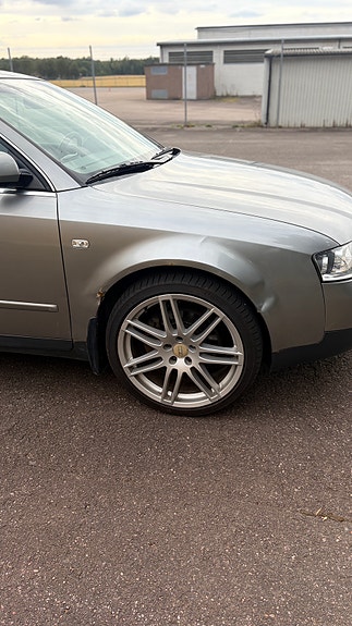 Audi A4 6 of 9