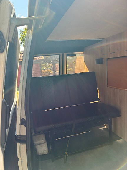 Volkswagen Transporter 3 of 10