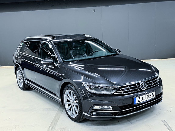 Volkswagen Passat 13 of 30