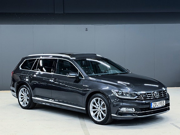 Volkswagen Passat 27 of 30