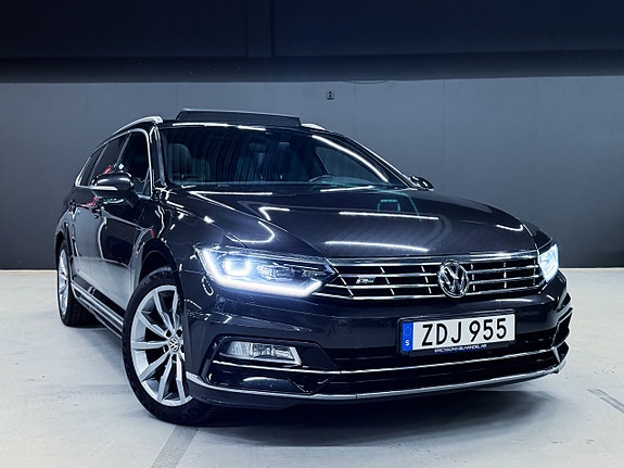 Volkswagen Passat 14 of 30