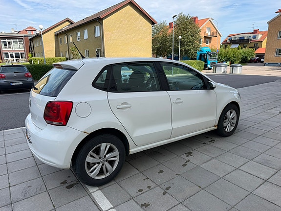 Volkswagen Polo 3 of 6