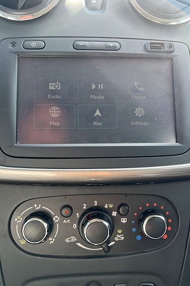 Dacia Logan 10 of 24
