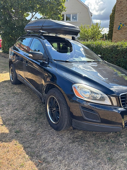 Volvo XC60 3 of 9