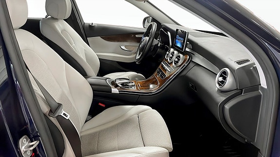 Mercedes-Benz C350 e 3 of 14