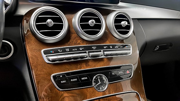 Mercedes-Benz C350 e 13 of 14