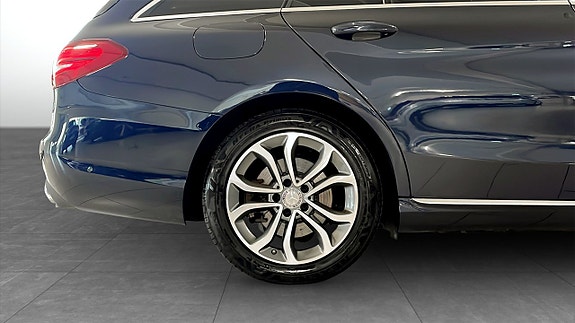 Mercedes-Benz C350 e 9 of 14
