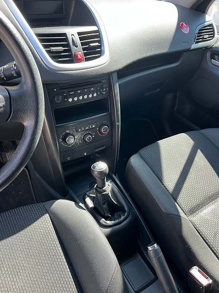 Peugeot 207 7 of 10