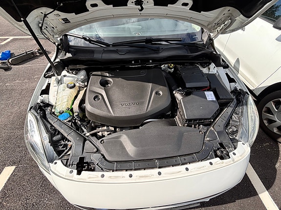 Volvo V40 9 of 10