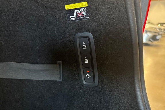 Volvo V90 19 of 28
