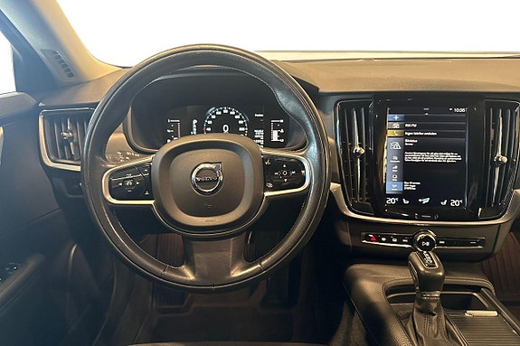 Volvo V90 12 of 28