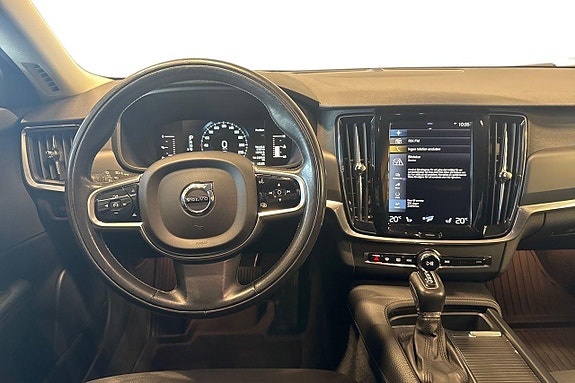 Volvo V90 11 of 28