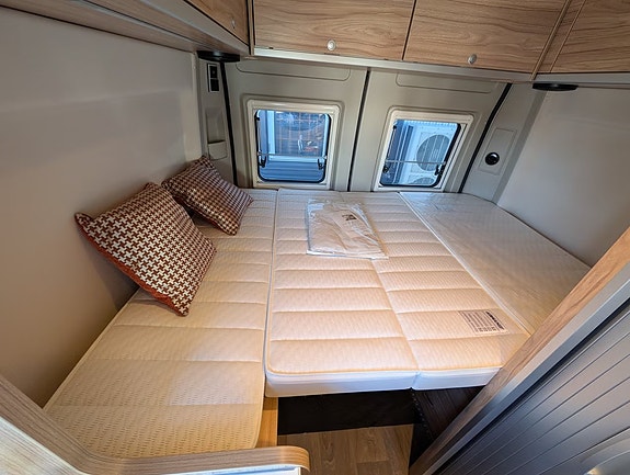 Hymer Ayers Rock 540 21 of 30