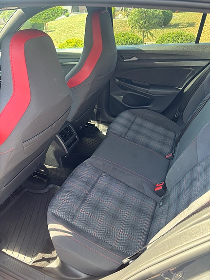 Volkswagen Golf VIII 10 of 11