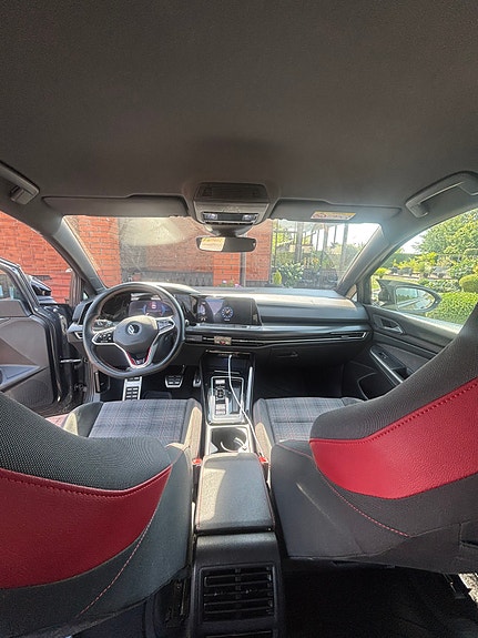 Volkswagen Golf VIII 9 of 11