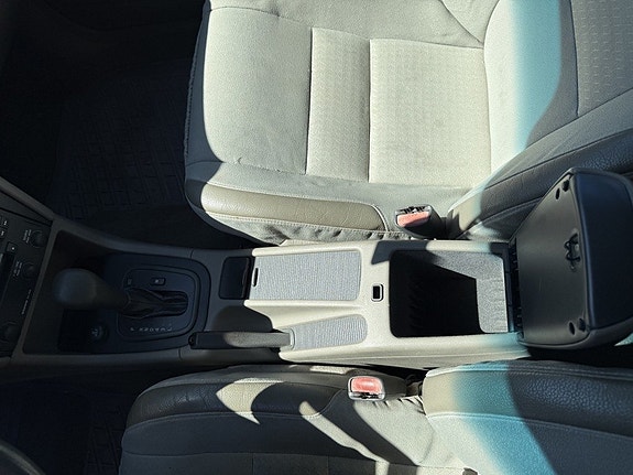 Volvo V40 23 of 27
