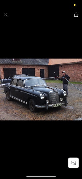 Mercedes-Benz 220 S 3 of 10