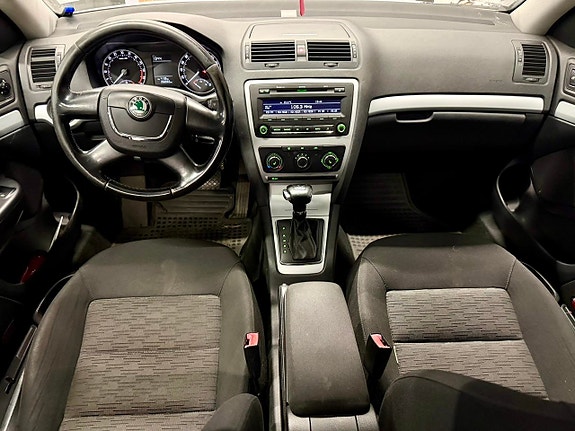 Skoda Octavia 5 of 8