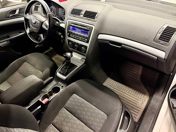 Skoda Octavia 6 of 8