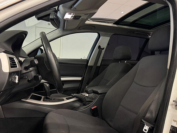 BMW 325i 19 of 26