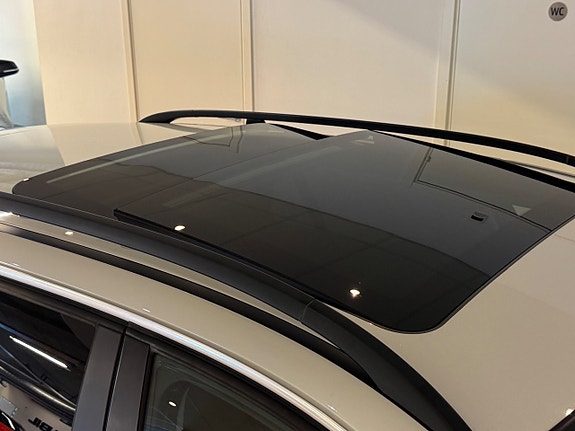 BMW 325i 9 of 26