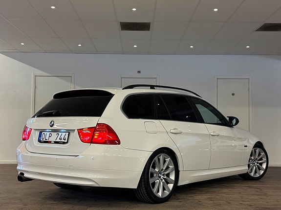 BMW 325i 13 of 26