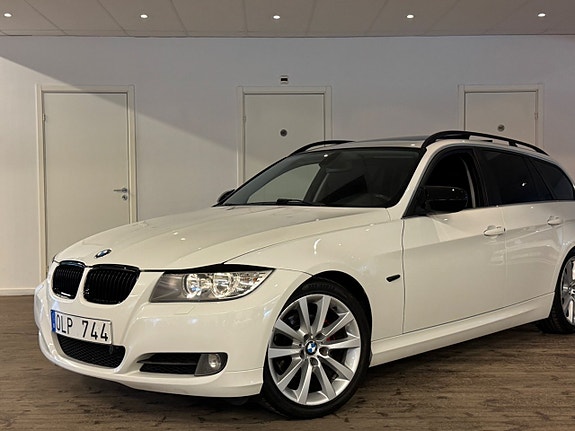 BMW 325i 3 of 26