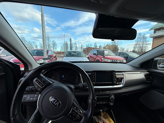Kia Stonic 3 of 7