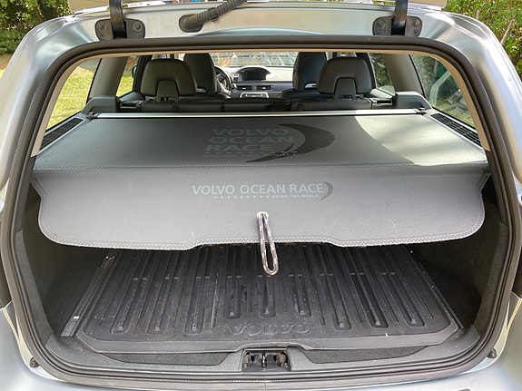 Volvo V70 11 of 15