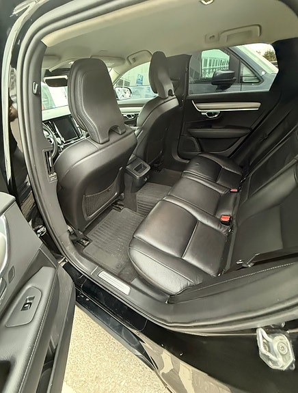 Volvo V90 7 of 8