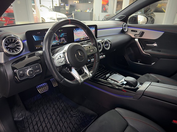 Mercedes-Benz CLA35 15 of 21