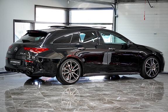 Mercedes-Benz CLA35 4 of 21