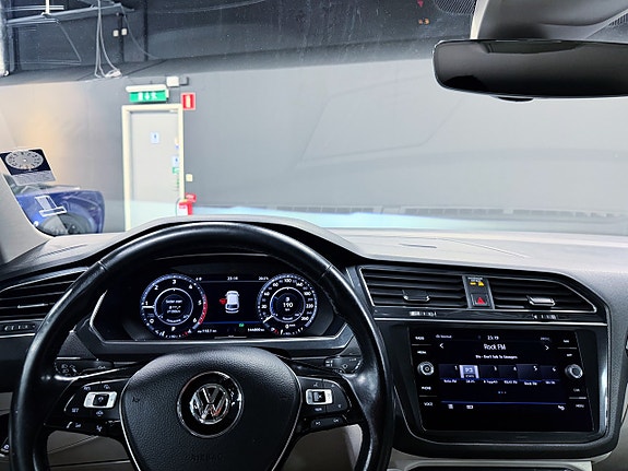 Volkswagen Tiguan Allspace 11 of 29