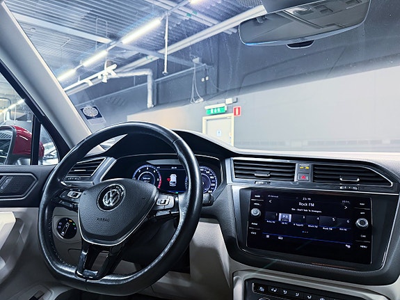 Volkswagen Tiguan Allspace 8 of 29